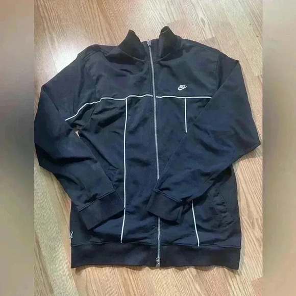 Vintage Y2K Nike track jacket - Picture 1 of 8